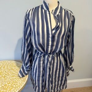 Banana Republic SMALL Striped Blue and White Button-Up Tunic